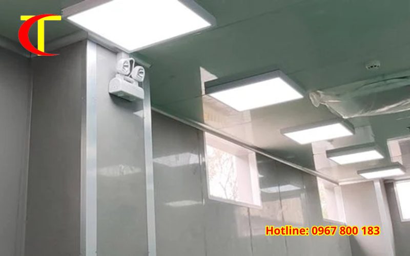 Hệ thống chiếu sáng khẩn cấp lối thoát hiểm 