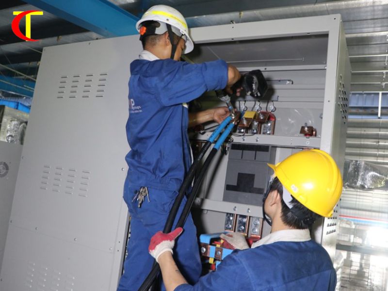 thi công lắp đặt hệ thống tủ điện nhà xưởng